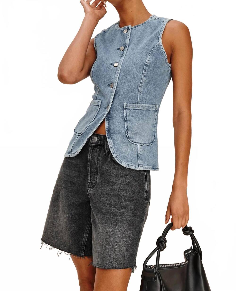 NEW RAILS women's portola vest in blue eyed girl